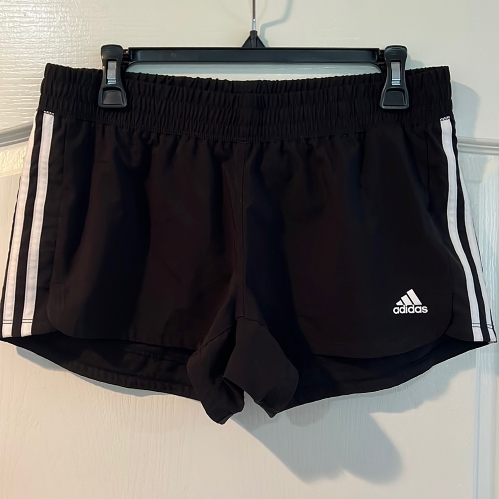 Adidas Ladies Athletic Shorts. Size Medium